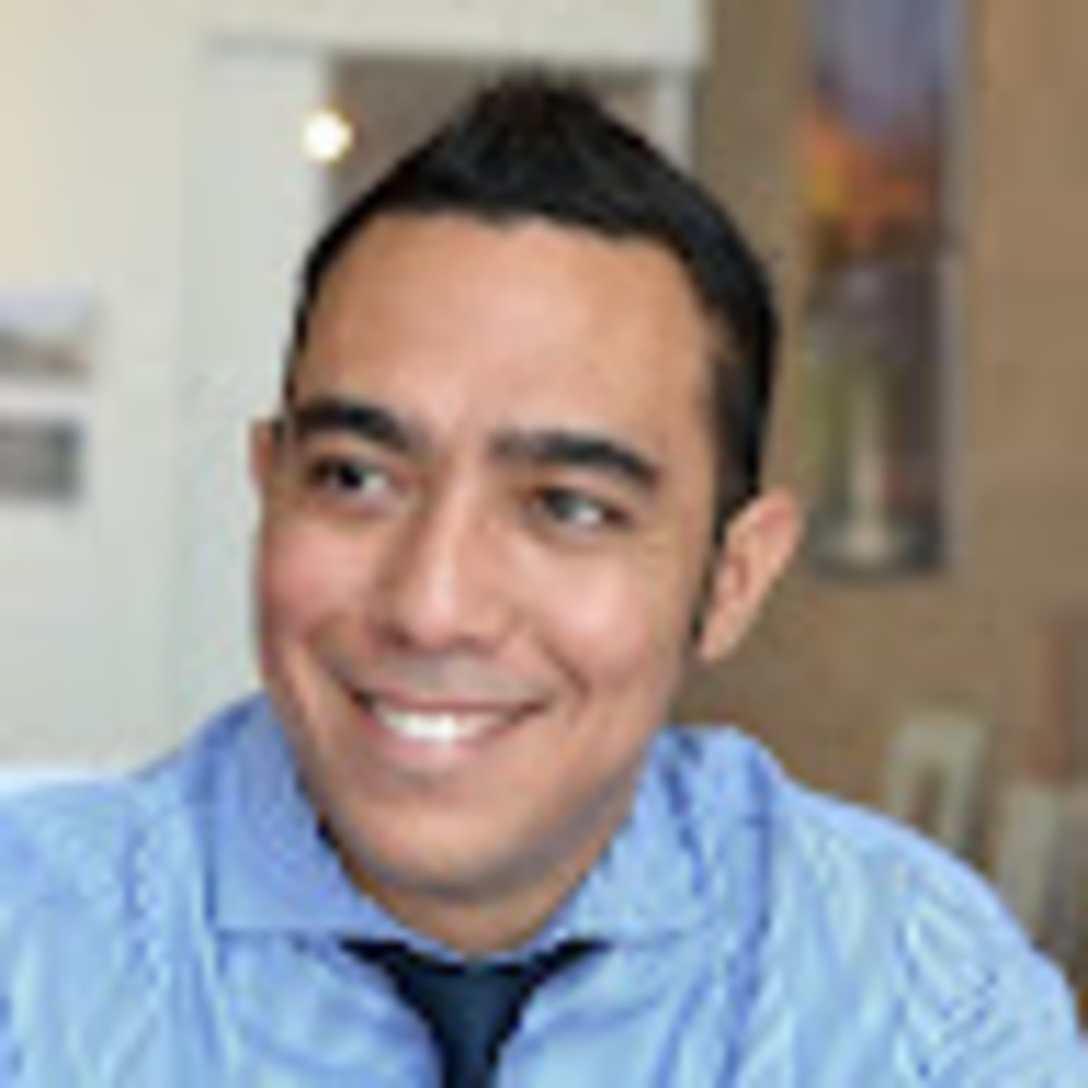 Meet your Posher, Luis